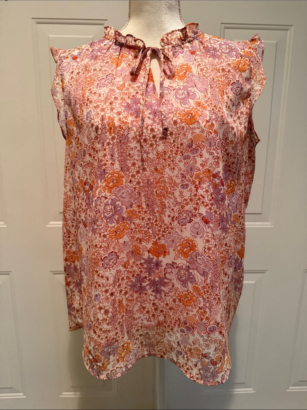 Madison d’ Amelie Paris SZ L Floral Sleeveless Ruffle Neck Blouse -Pink & Orange